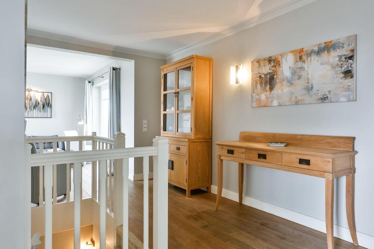 Min-soel Apartment